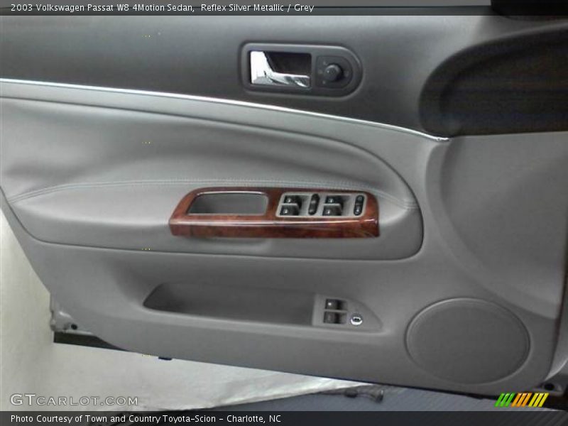 Door Panel of 2003 Passat W8 4Motion Sedan