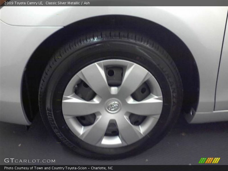 Classic Silver Metallic / Ash 2009 Toyota Camry LE