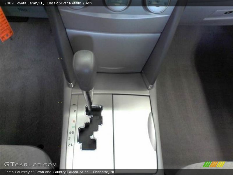 Classic Silver Metallic / Ash 2009 Toyota Camry LE