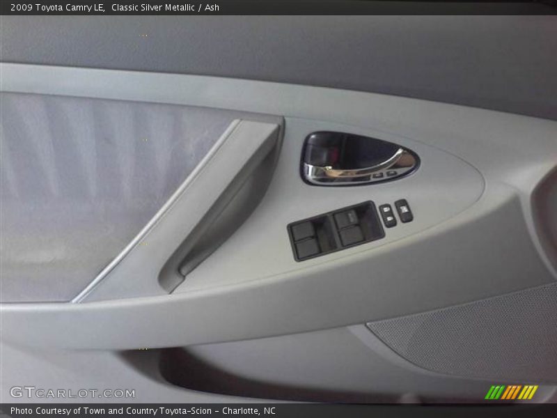 Classic Silver Metallic / Ash 2009 Toyota Camry LE