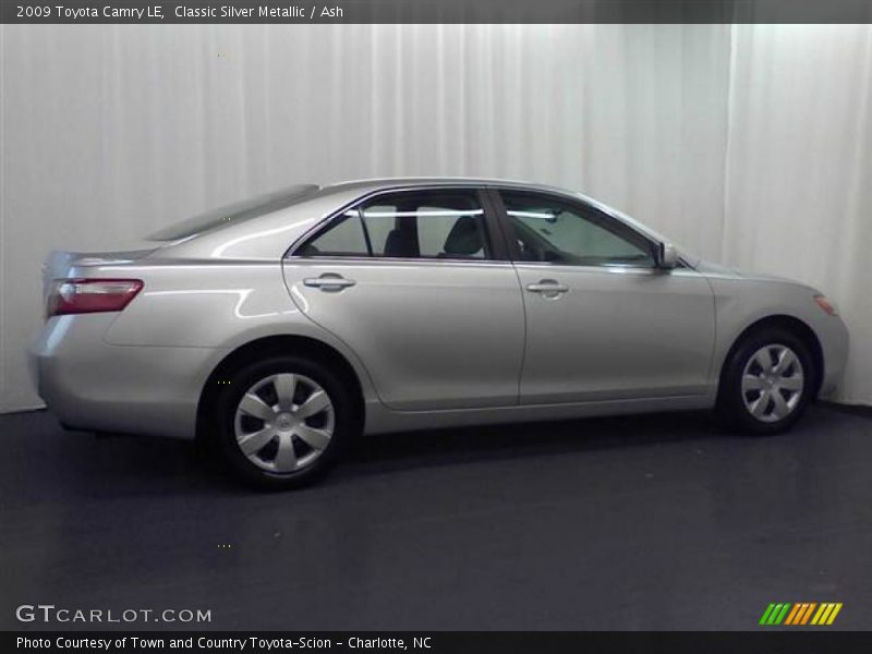 Classic Silver Metallic / Ash 2009 Toyota Camry LE