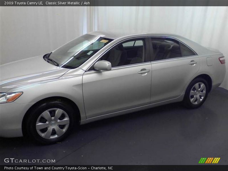 Classic Silver Metallic / Ash 2009 Toyota Camry LE