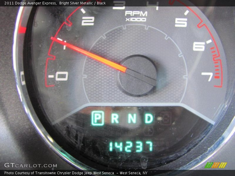 Bright Silver Metallic / Black 2011 Dodge Avenger Express