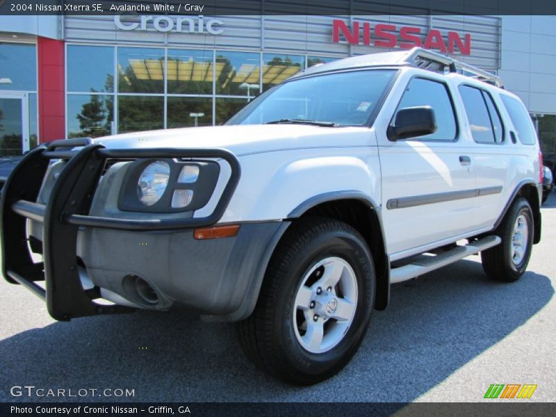 Avalanche White / Gray 2004 Nissan Xterra SE