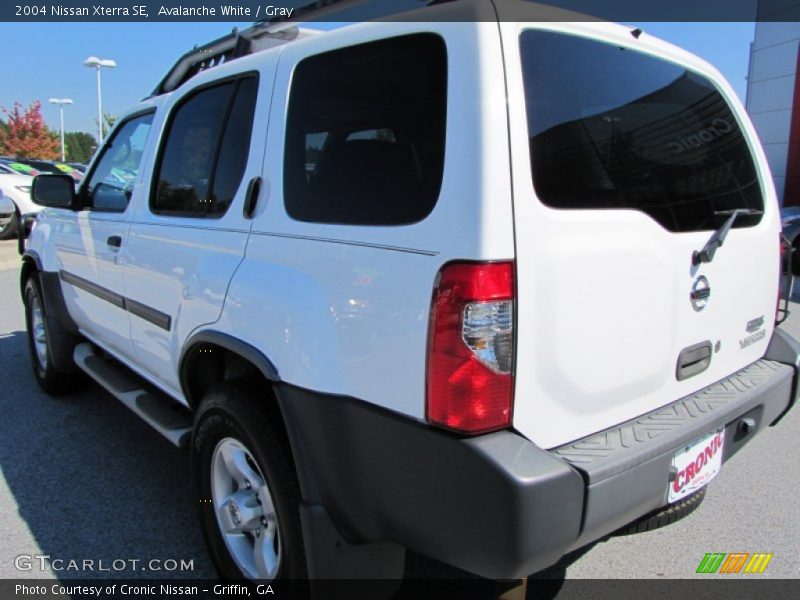 Avalanche White / Gray 2004 Nissan Xterra SE