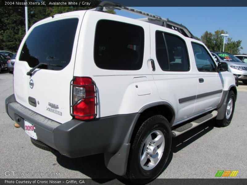 Avalanche White / Gray 2004 Nissan Xterra SE