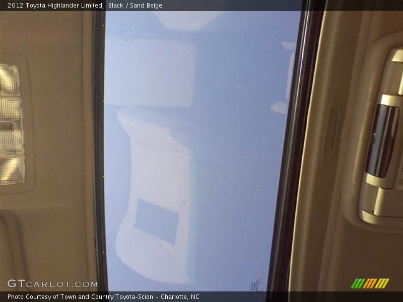 Black / Sand Beige 2012 Toyota Highlander Limited