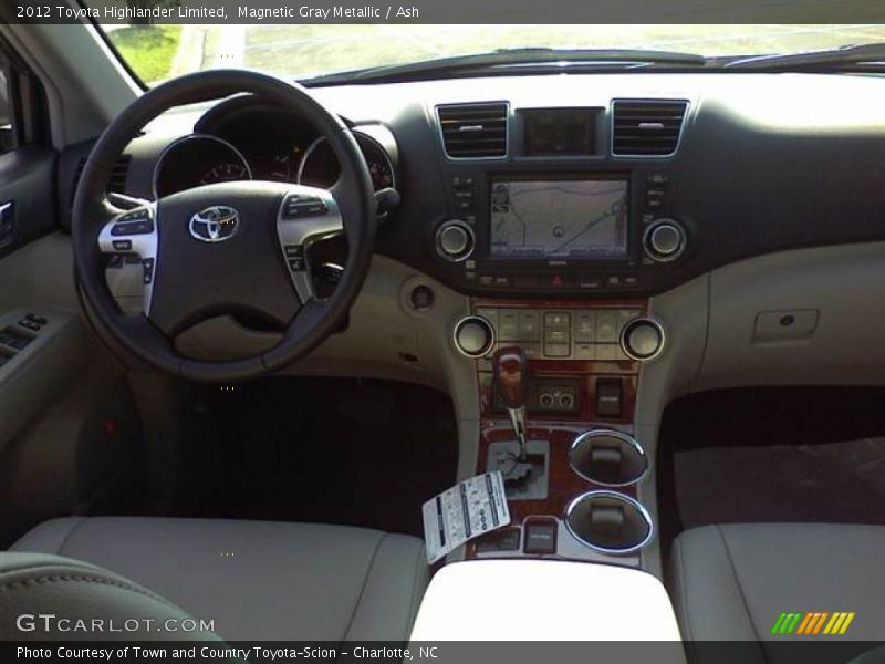 Magnetic Gray Metallic / Ash 2012 Toyota Highlander Limited