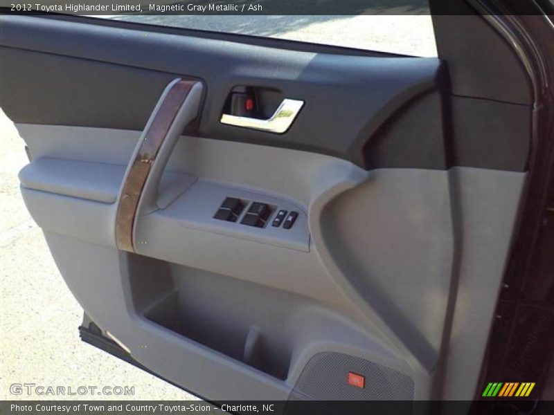 Magnetic Gray Metallic / Ash 2012 Toyota Highlander Limited