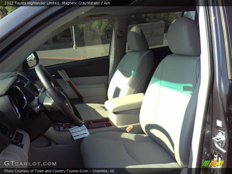Magnetic Gray Metallic / Ash 2012 Toyota Highlander Limited