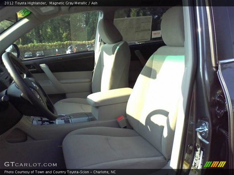 Magnetic Gray Metallic / Ash 2012 Toyota Highlander