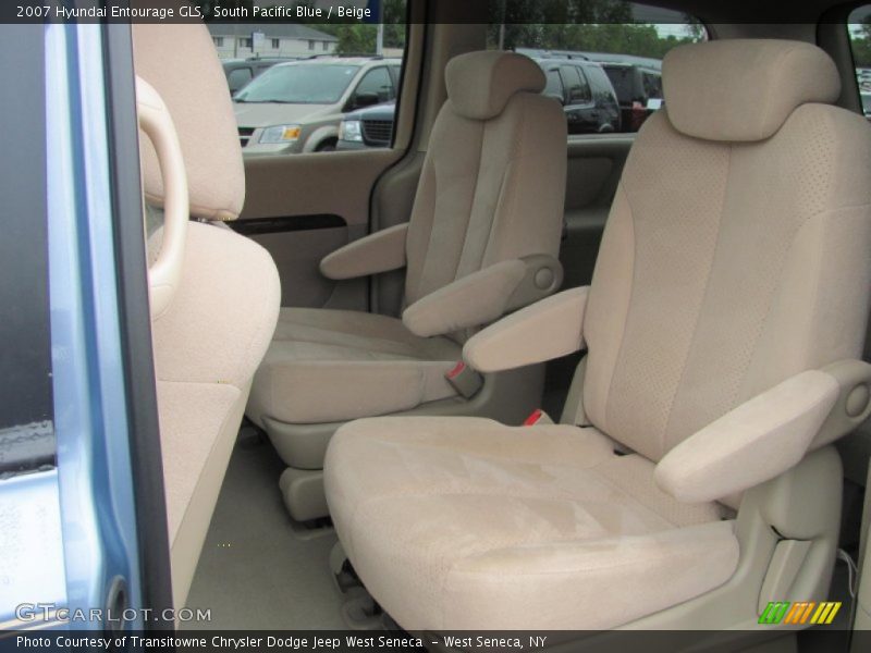 South Pacific Blue / Beige 2007 Hyundai Entourage GLS