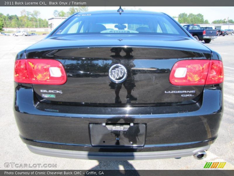Black Onyx / Titanium 2011 Buick Lucerne CXL