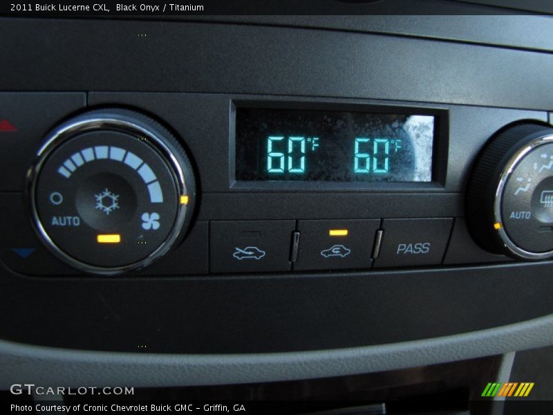 Black Onyx / Titanium 2011 Buick Lucerne CXL