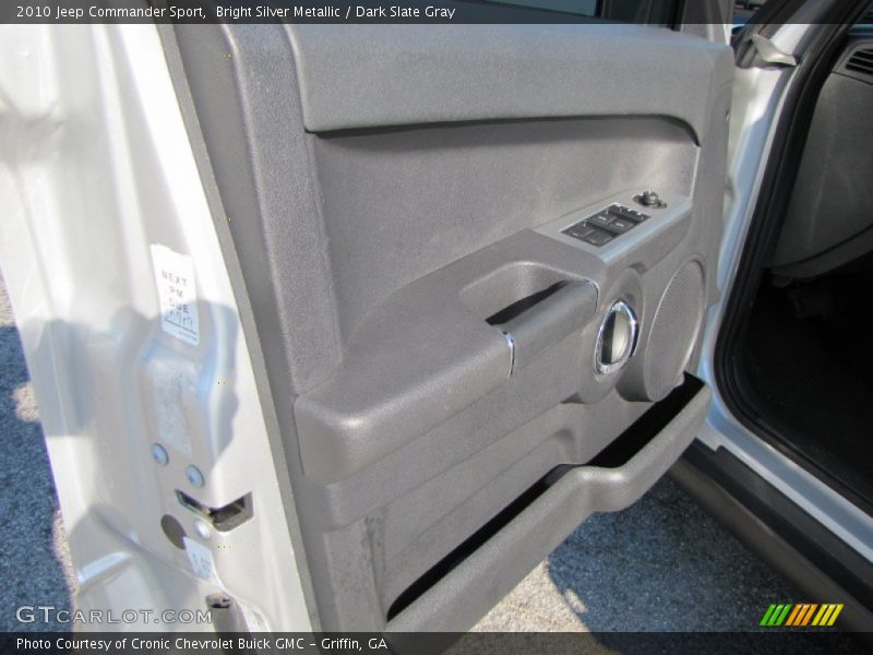 Bright Silver Metallic / Dark Slate Gray 2010 Jeep Commander Sport