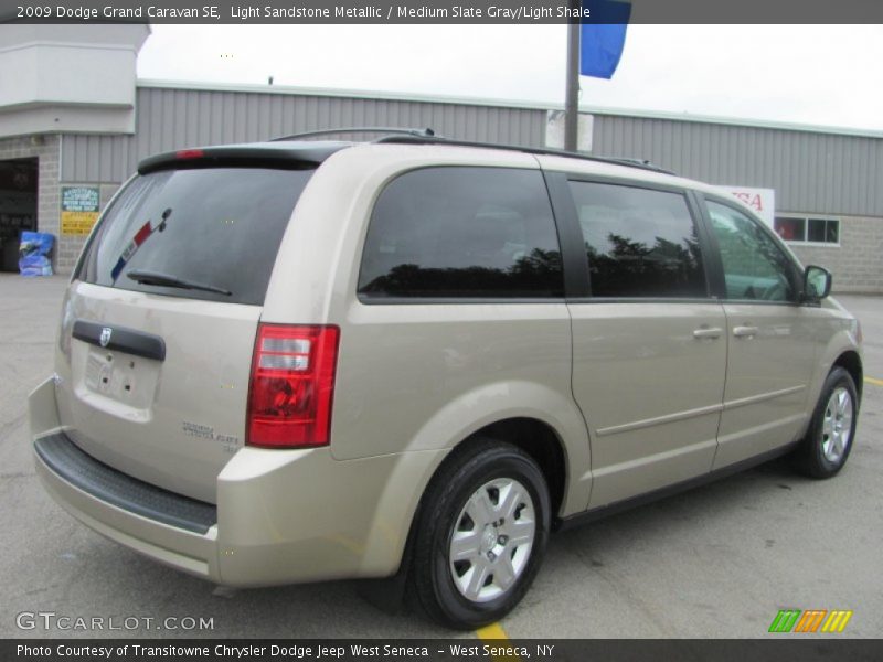 Light Sandstone Metallic / Medium Slate Gray/Light Shale 2009 Dodge Grand Caravan SE