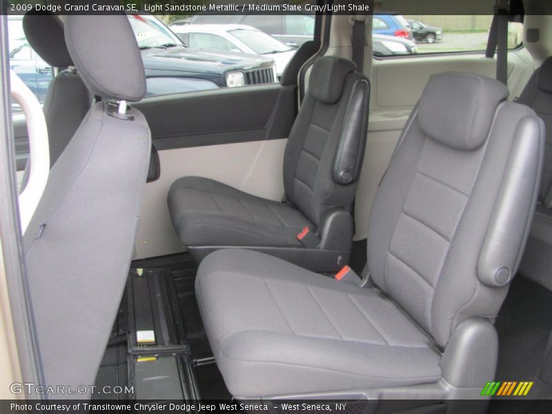 Light Sandstone Metallic / Medium Slate Gray/Light Shale 2009 Dodge Grand Caravan SE