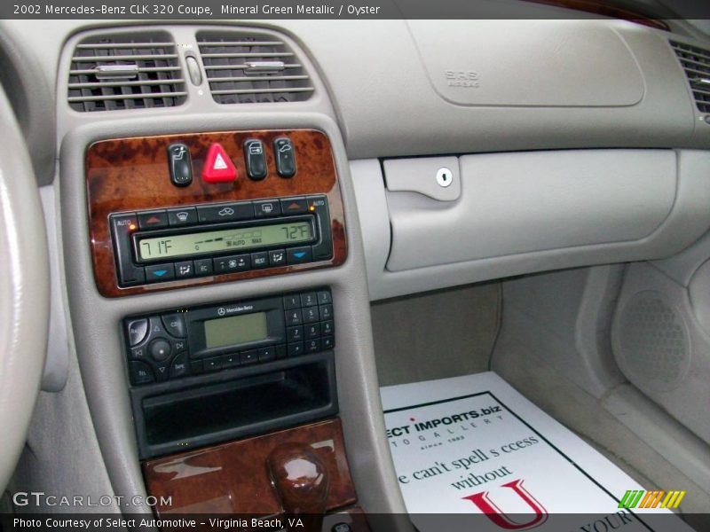 Mineral Green Metallic / Oyster 2002 Mercedes-Benz CLK 320 Coupe
