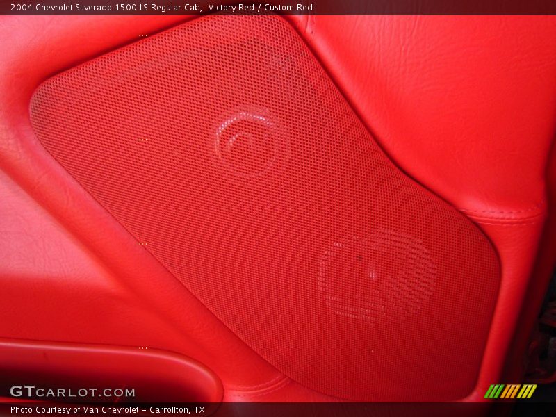 Victory Red / Custom Red 2004 Chevrolet Silverado 1500 LS Regular Cab