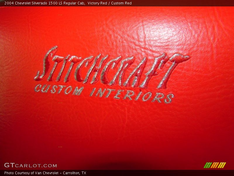 Victory Red / Custom Red 2004 Chevrolet Silverado 1500 LS Regular Cab