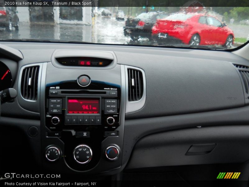 Titanium / Black Sport 2010 Kia Forte Koup SX