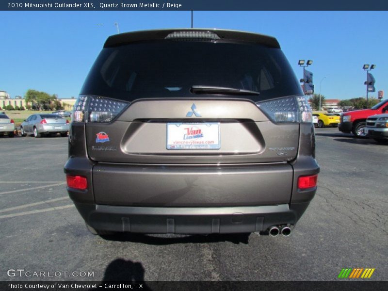 Quartz Brown Metallic / Beige 2010 Mitsubishi Outlander XLS