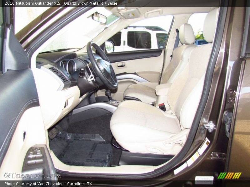 Quartz Brown Metallic / Beige 2010 Mitsubishi Outlander XLS