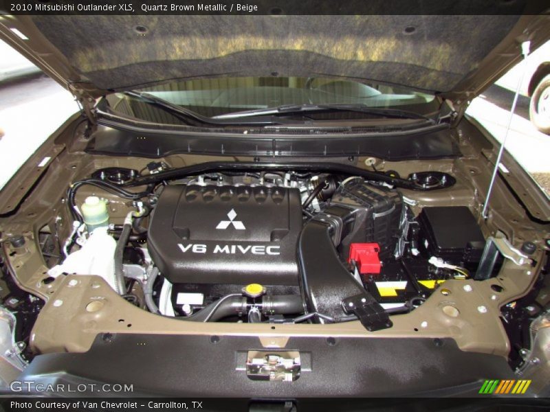 Quartz Brown Metallic / Beige 2010 Mitsubishi Outlander XLS