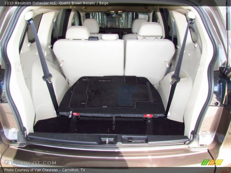 Quartz Brown Metallic / Beige 2010 Mitsubishi Outlander XLS