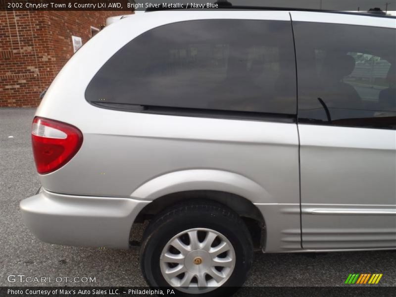 Bright Silver Metallic / Navy Blue 2002 Chrysler Town & Country LXi AWD