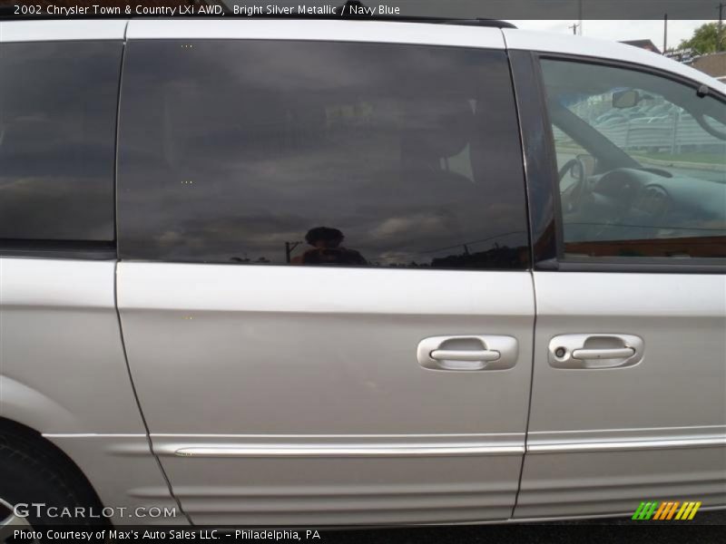 Bright Silver Metallic / Navy Blue 2002 Chrysler Town & Country LXi AWD