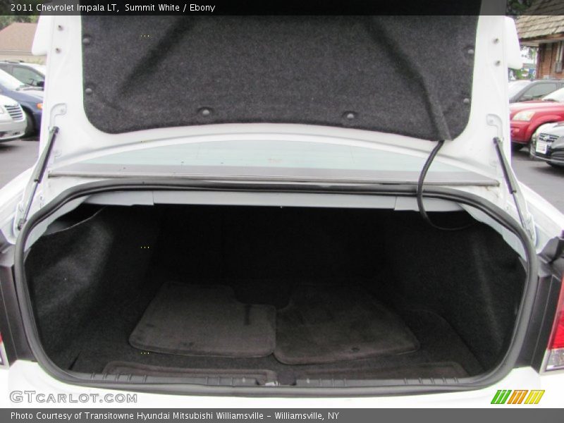 Summit White / Ebony 2011 Chevrolet Impala LT