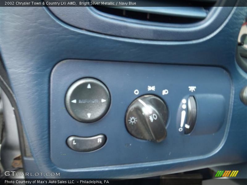 Controls of 2002 Town & Country LXi AWD