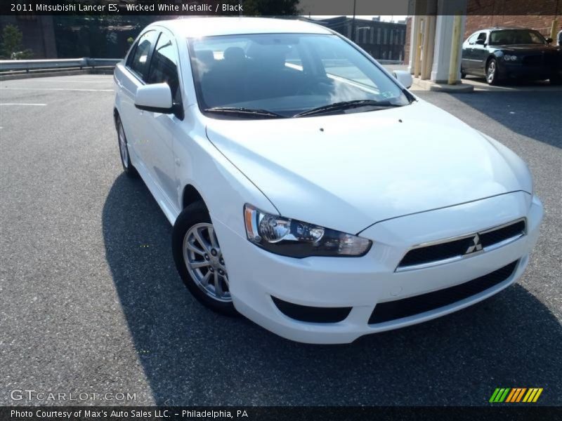 Wicked White Metallic / Black 2011 Mitsubishi Lancer ES