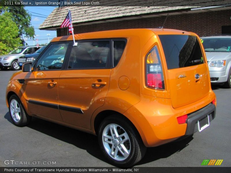 Ignition Orange / Black Soul Logo Cloth 2011 Kia Soul +