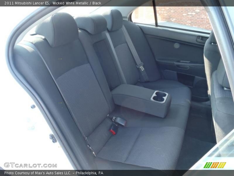 Wicked White Metallic / Black 2011 Mitsubishi Lancer ES
