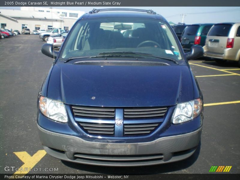 Midnight Blue Pearl / Medium Slate Gray 2005 Dodge Caravan SE