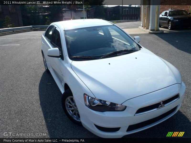 Wicked White Metallic / Black 2011 Mitsubishi Lancer ES