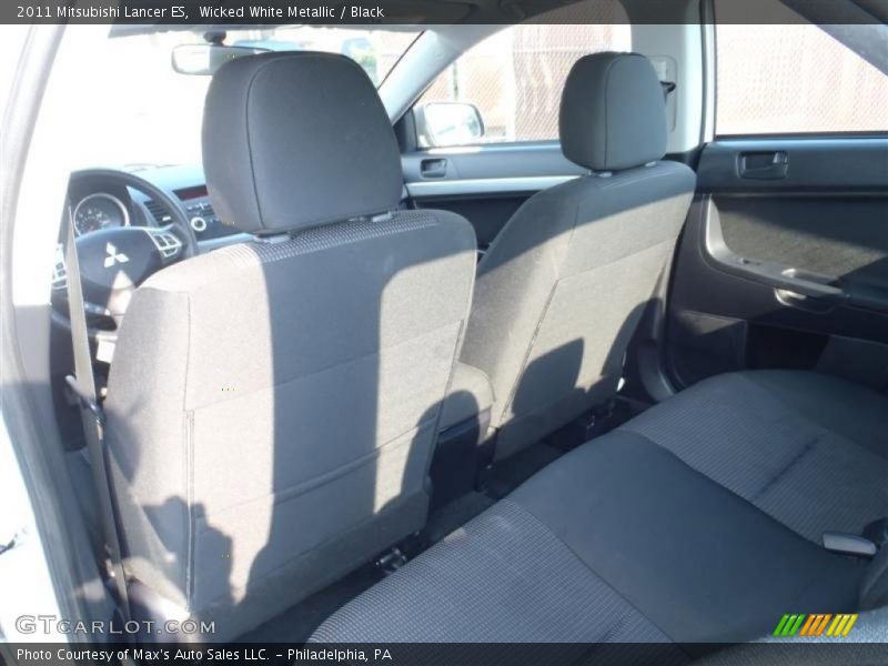 Wicked White Metallic / Black 2011 Mitsubishi Lancer ES