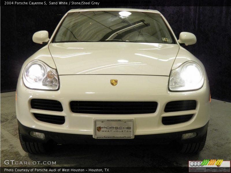 Sand White / Stone/Steel Grey 2004 Porsche Cayenne S