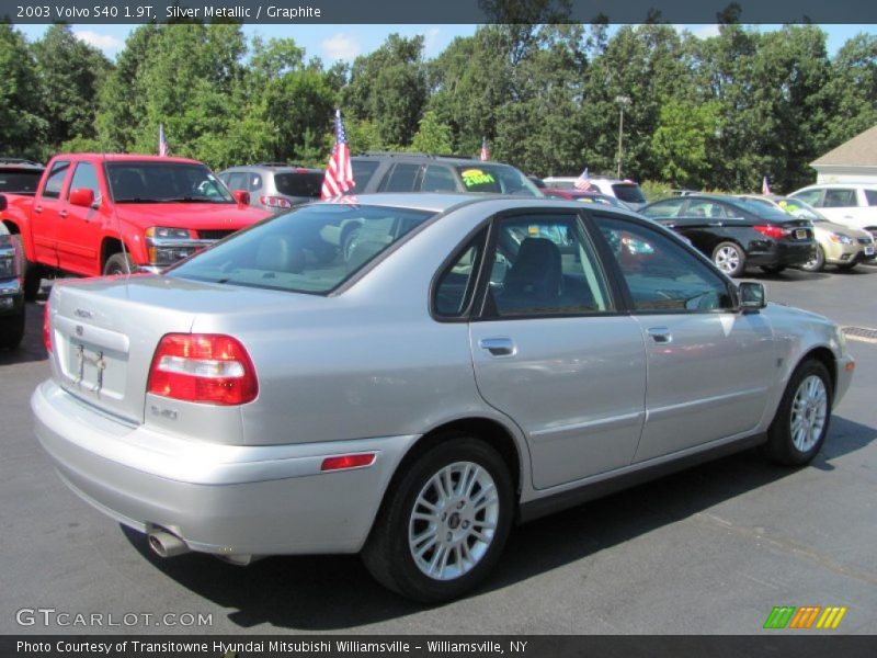 Silver Metallic / Graphite 2003 Volvo S40 1.9T