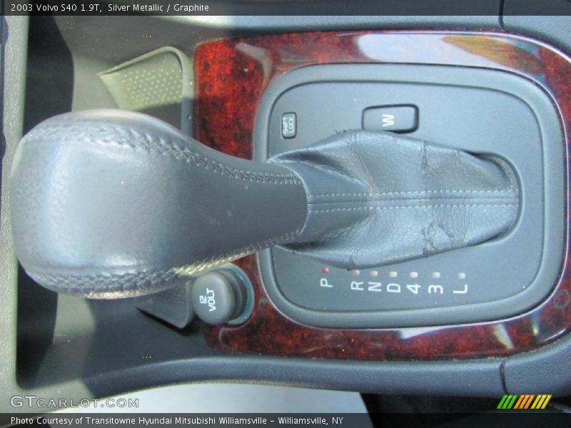  2003 S40 1.9T 5 Speed Automatic Shifter