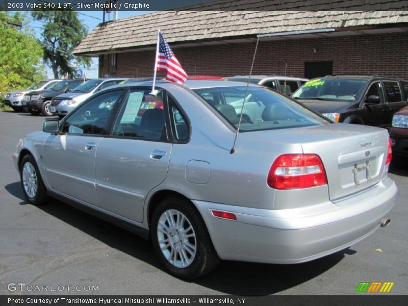 Silver Metallic / Graphite 2003 Volvo S40 1.9T