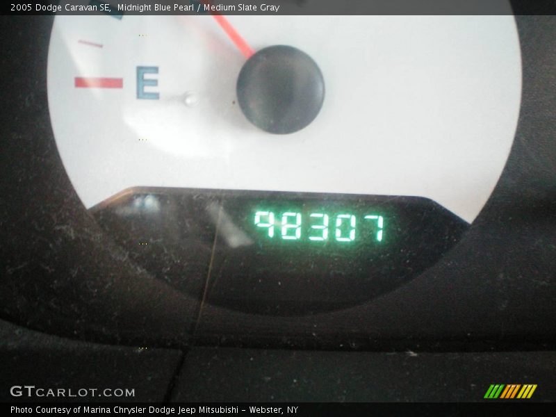 Midnight Blue Pearl / Medium Slate Gray 2005 Dodge Caravan SE