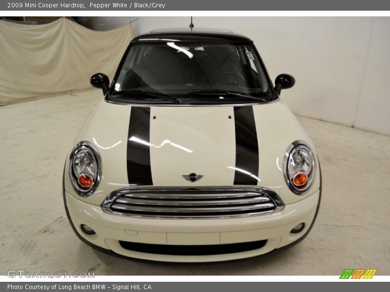 Pepper White / Black/Grey 2009 Mini Cooper Hardtop