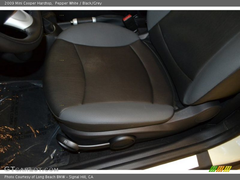 Pepper White / Black/Grey 2009 Mini Cooper Hardtop