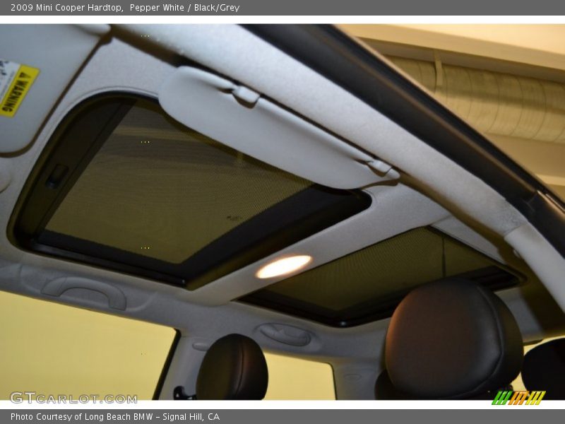 Pepper White / Black/Grey 2009 Mini Cooper Hardtop