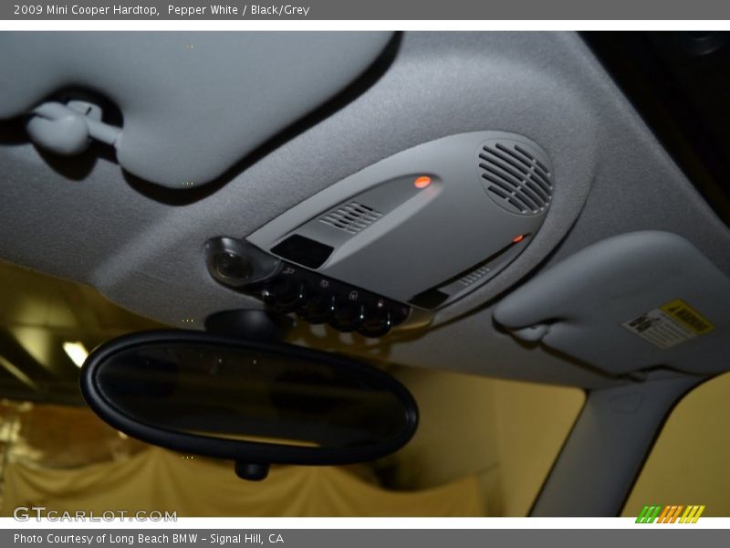 Pepper White / Black/Grey 2009 Mini Cooper Hardtop