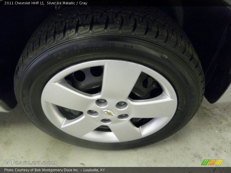 Silver Ice Metallic / Gray 2011 Chevrolet HHR LS