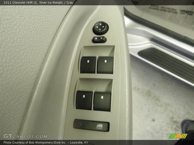 Silver Ice Metallic / Gray 2011 Chevrolet HHR LS